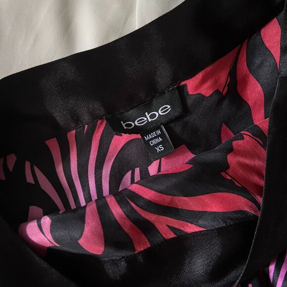 Bebe One-Shoulder Pattern Tank ✰ - Picture 3 of 4